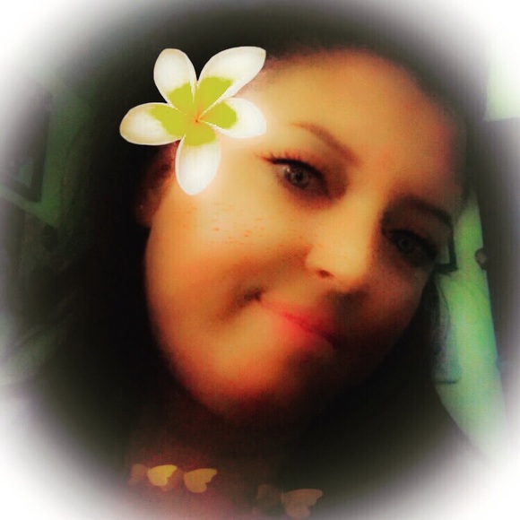 Meet your Posher, Courtney - Picture 8 of 8